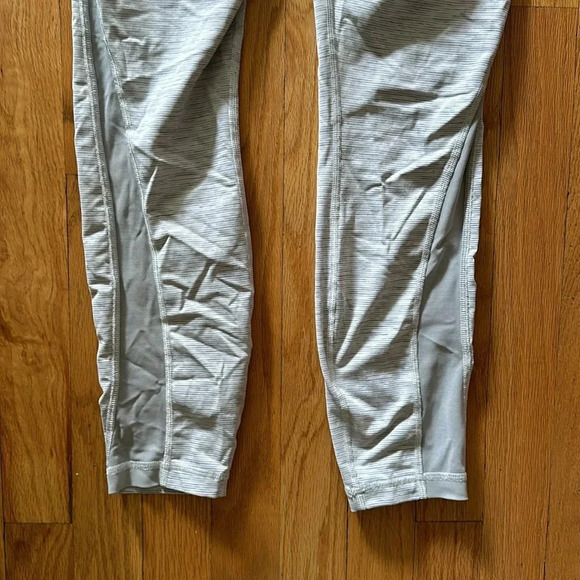 Lululemon sz 6 Train Times 7/8 Pant *25" We Are From Space Ice Grey Alpine White - Picture 7 of 13